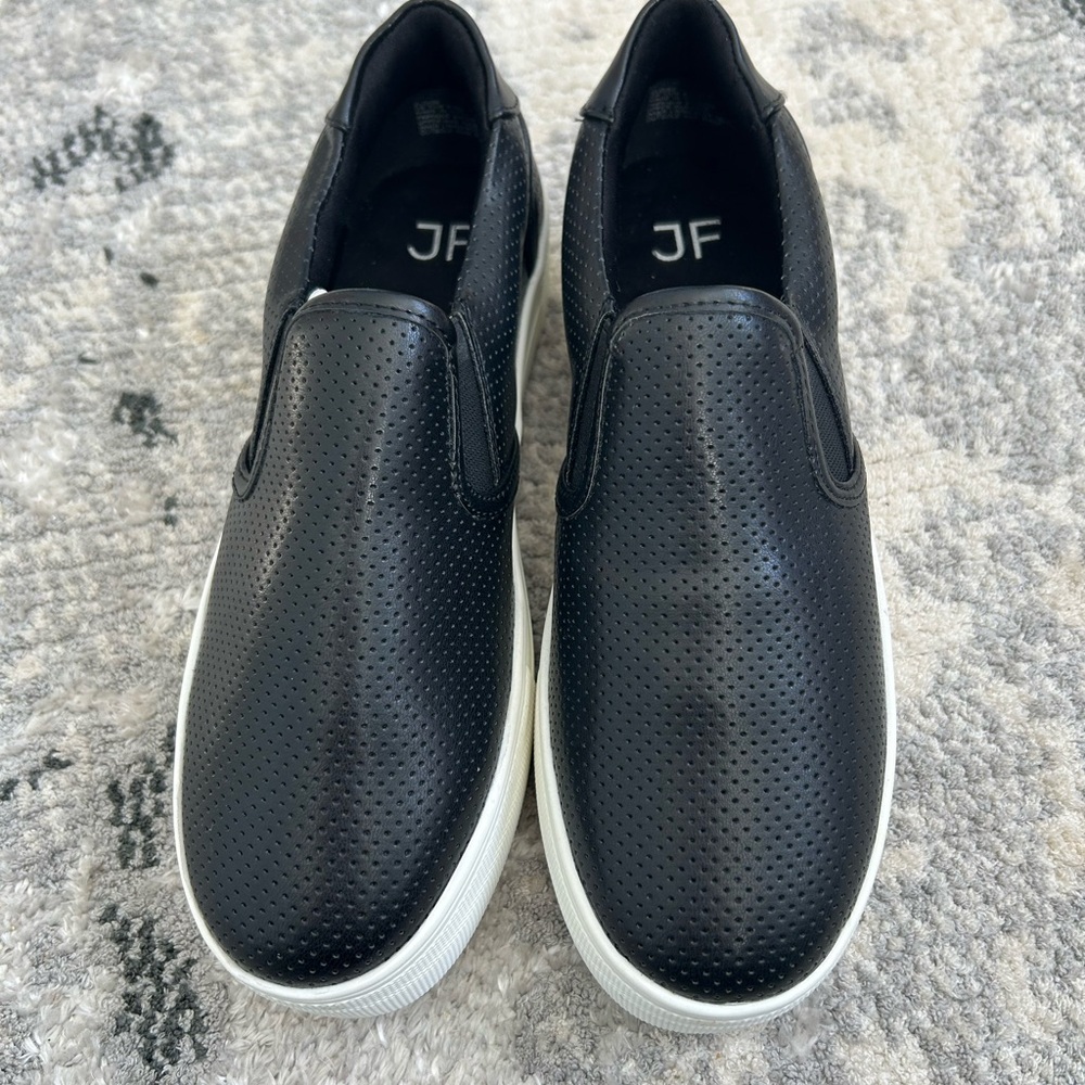 🔥🆕🔥 JustFab Eloise Platform Slip-On Sneakers - Black Caviar - Size 7 (NIB)
